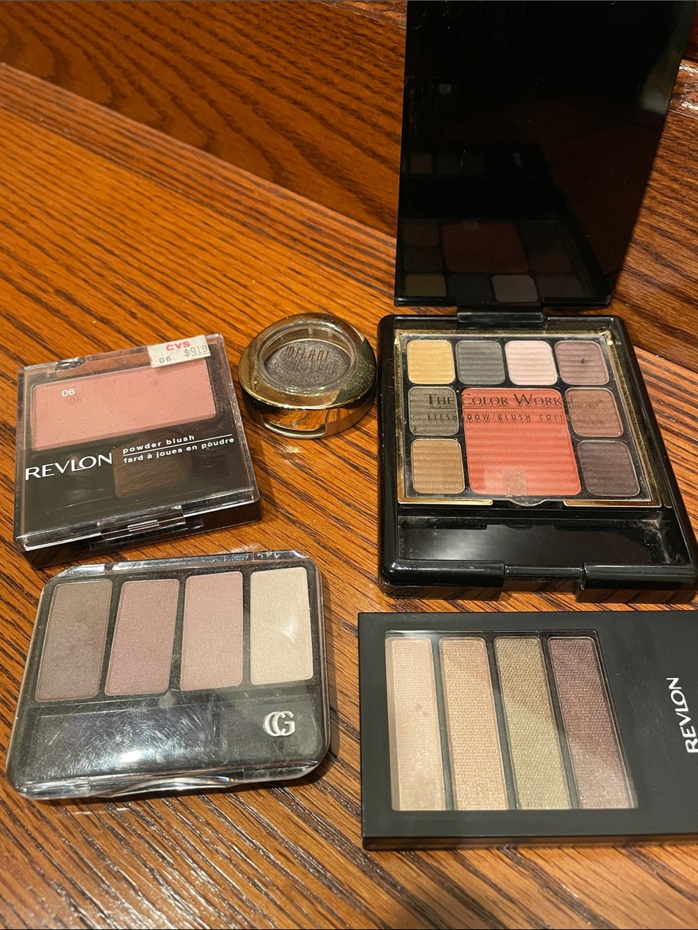 Eye Shadows & Blush - no shadow brushes
